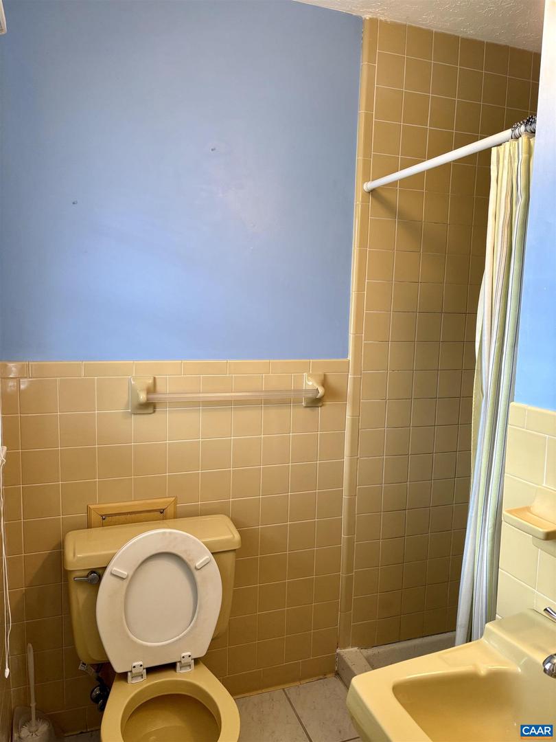 111 PARTRIDGE PL, MADISON HEIGHTS, Virginia 24572, 3 Bedrooms Bedrooms, ,2 BathroomsBathrooms,Residential,For sale,111 PARTRIDGE PL,673831 MLS # 673831