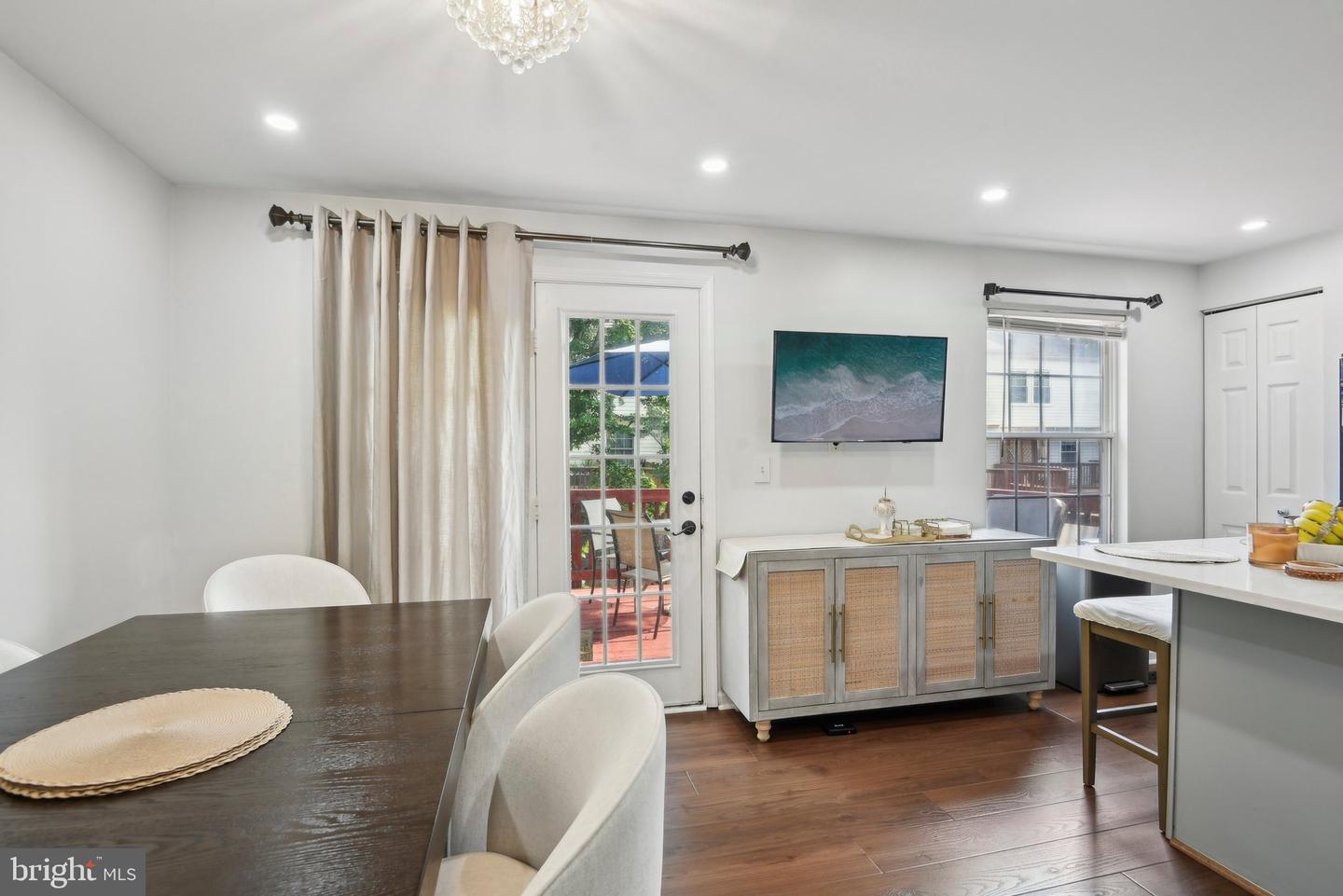 14617 WOODSPRING CT, CENTREVILLE, Virginia 20120, 3 Bedrooms Bedrooms, 12 Rooms Rooms,2 BathroomsBathrooms,Residential,For sale,14617 WOODSPRING CT,VAFX2243546 MLS # VAFX2243546