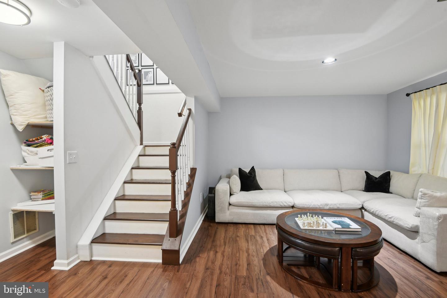 14617 WOODSPRING CT, CENTREVILLE, Virginia 20120, 3 Bedrooms Bedrooms, 12 Rooms Rooms,2 BathroomsBathrooms,Residential,For sale,14617 WOODSPRING CT,VAFX2243546 MLS # VAFX2243546