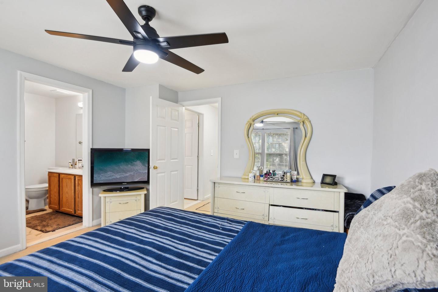 14617 WOODSPRING CT, CENTREVILLE, Virginia 20120, 3 Bedrooms Bedrooms, 12 Rooms Rooms,2 BathroomsBathrooms,Residential,For sale,14617 WOODSPRING CT,VAFX2243546 MLS # VAFX2243546