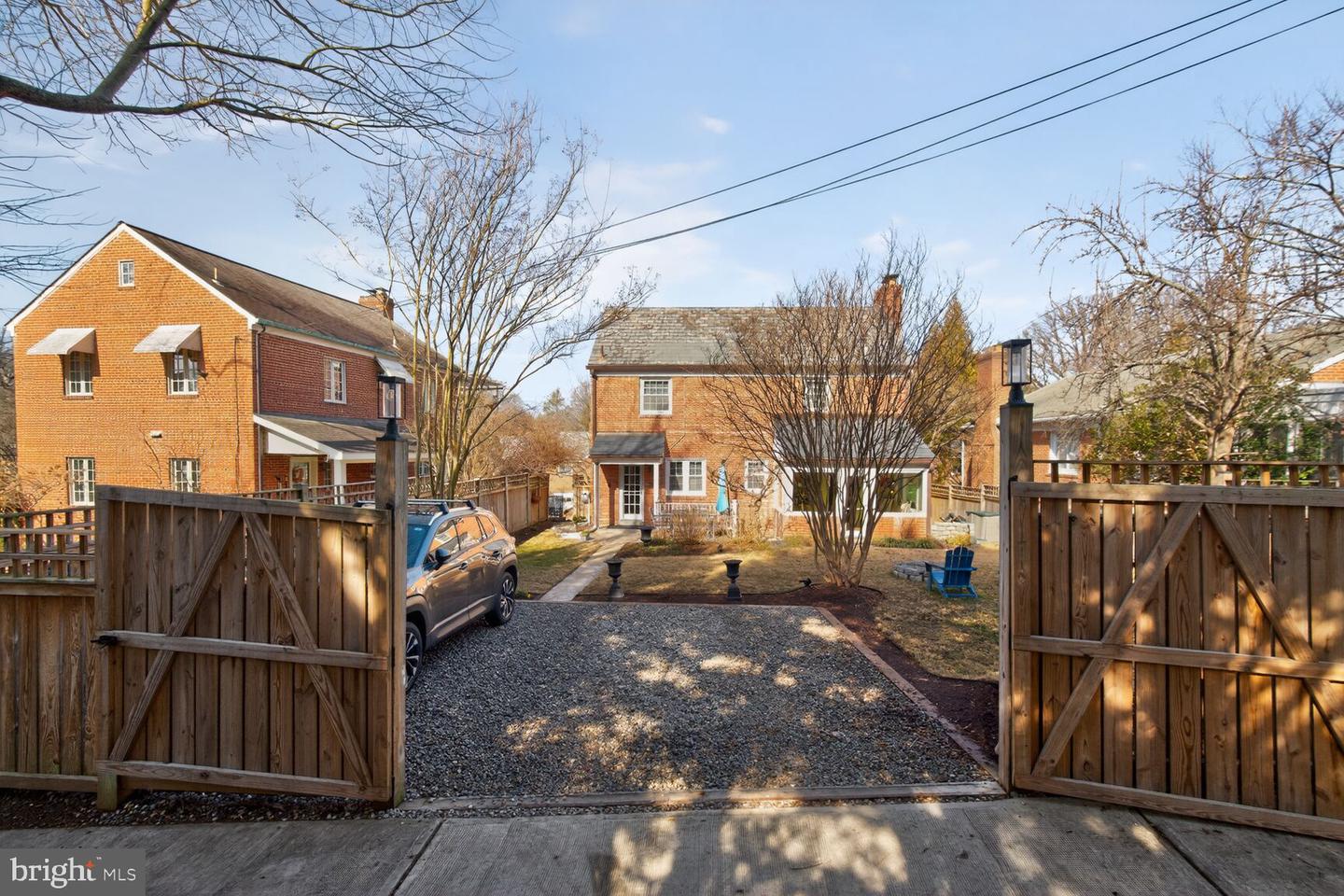 1548 NORTHGATE RD NW, WASHINGTON, District Of Columbia 20012, 3 Bedrooms Bedrooms, ,3 BathroomsBathrooms,Residential,For sale,1548 NORTHGATE RD NW,DCDC2229506 MLS # DCDC2229506