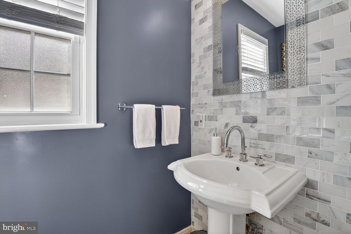 1548 NORTHGATE RD NW, WASHINGTON, District Of Columbia 20012, 3 Bedrooms Bedrooms, ,3 BathroomsBathrooms,Residential,For sale,1548 NORTHGATE RD NW,DCDC2229506 MLS # DCDC2229506