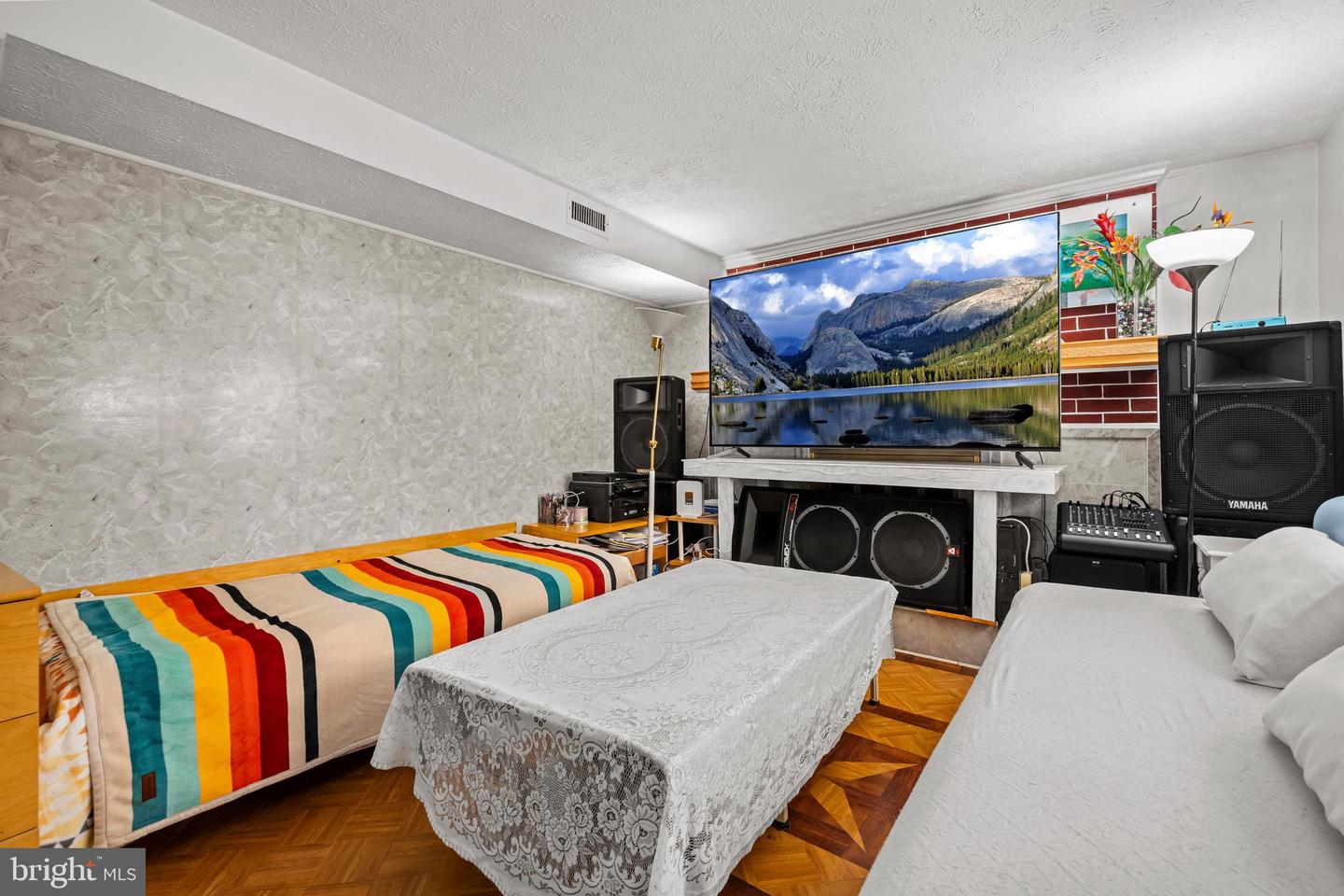 10283 LONG HILL CT, MANASSAS, Virginia 20110, 4 Bedrooms Bedrooms, ,2 BathroomsBathrooms,Residential,For sale,10283 LONG HILL CT,VAMN2009812 MLS # VAMN2009812