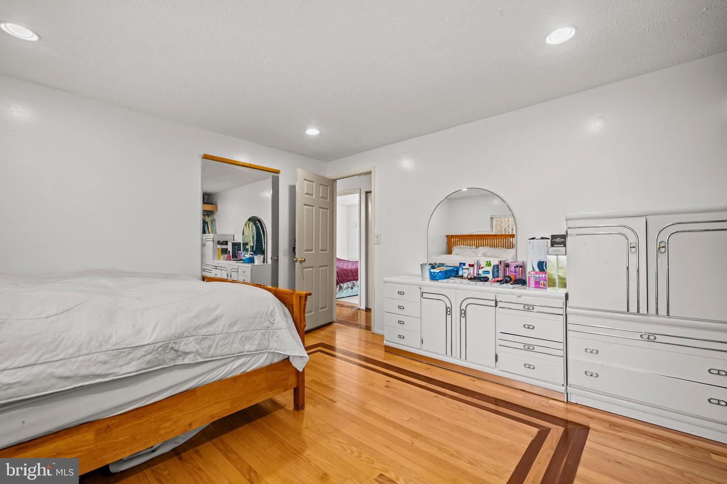 10283 LONG HILL CT, MANASSAS, Virginia 20110, 4 Bedrooms Bedrooms, ,2 BathroomsBathrooms,Residential,For sale,10283 LONG HILL CT,VAMN2009812 MLS # VAMN2009812