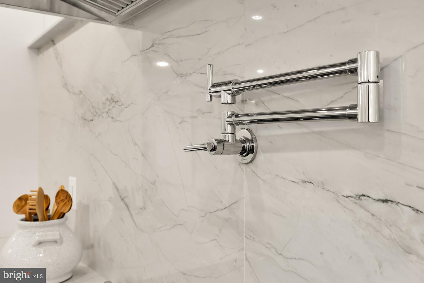 4827 SEDGWICK ST NW, WASHINGTON, District Of Columbia 20016, 6 Bedrooms Bedrooms, ,5 BathroomsBathrooms,Residential,For sale,4827 SEDGWICK ST NW,DCDC2235108 MLS # DCDC2235108