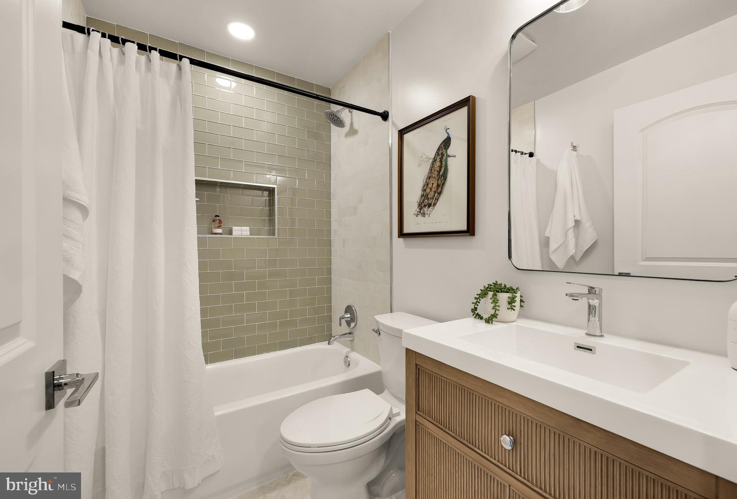 4827 SEDGWICK ST NW, WASHINGTON, District Of Columbia 20016, 6 Bedrooms Bedrooms, ,5 BathroomsBathrooms,Residential,For sale,4827 SEDGWICK ST NW,DCDC2235108 MLS # DCDC2235108