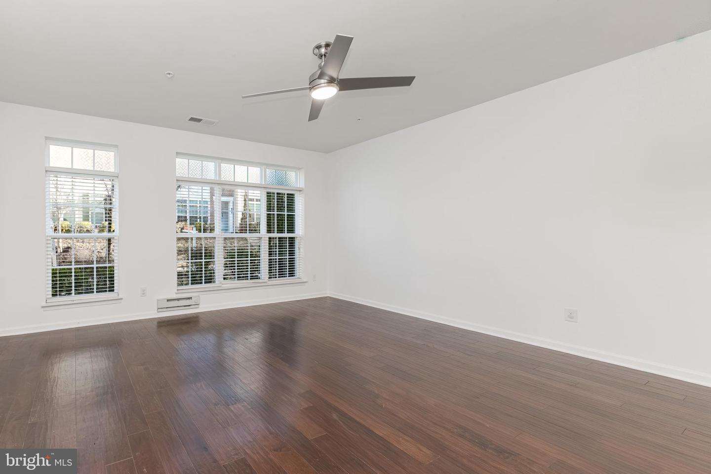 16882 PORTERS INN DR, DUMFRIES, Virginia 22026, 2 Bedrooms Bedrooms, ,2 BathroomsBathrooms,Residential,For sale,16882 PORTERS INN DR,VAPW2109510 MLS # VAPW2109510