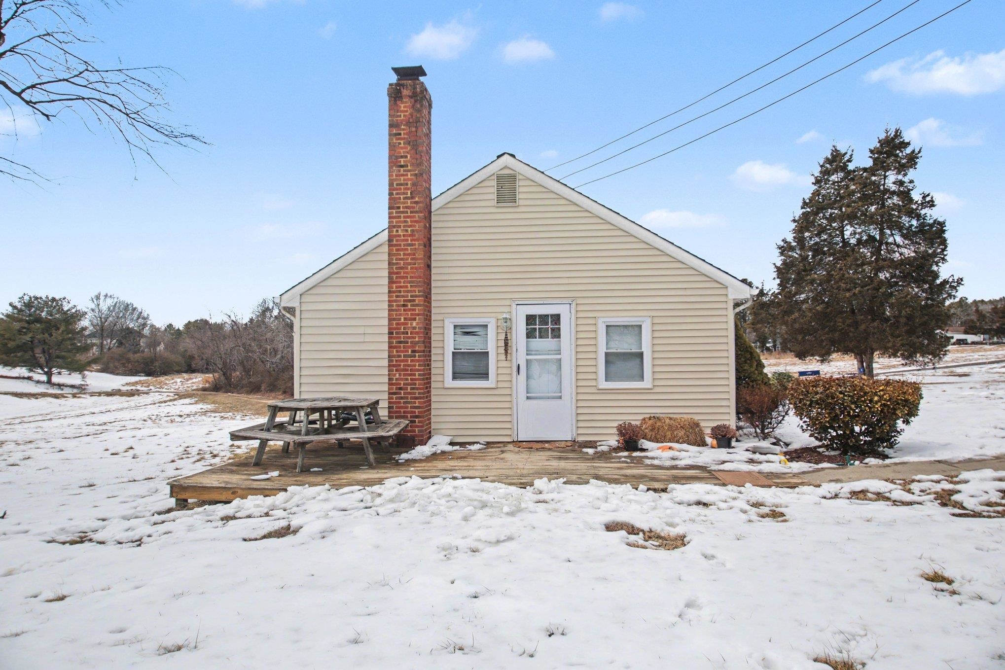 45 HAYWARD LN, FREDERICKSBURG, Virginia 22405, 2 Bedrooms Bedrooms, ,1 BathroomBathrooms,Residential,45 Hayward Lane Fredericksburg, VA, 22405,45 HAYWARD LN,673846 MLS # 673846