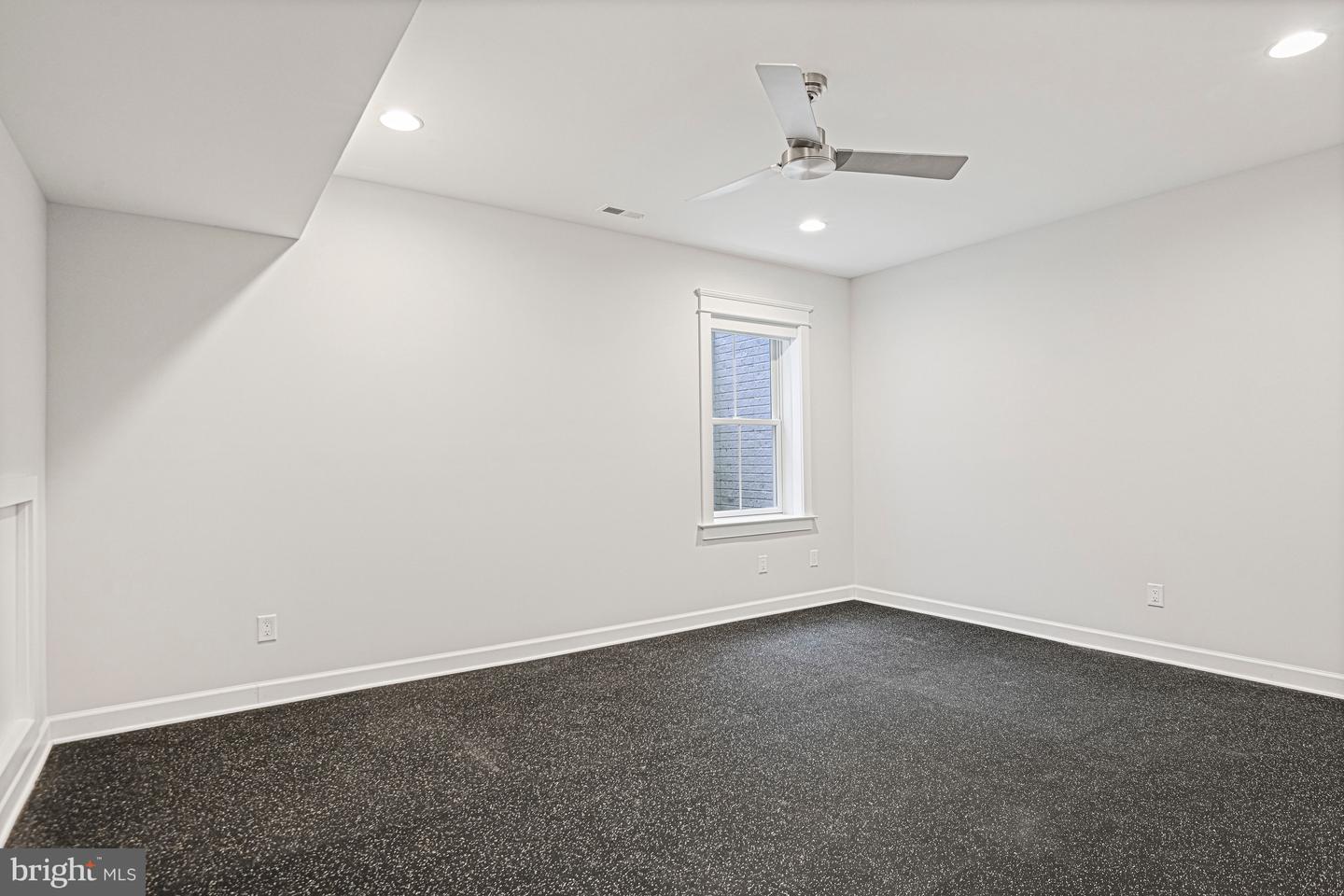 6447 TUCKER AVE, MCLEAN, Virginia 22101, 8 Bedrooms Bedrooms, ,6 BathroomsBathrooms,Residential,For sale,6447 TUCKER AVE,VAFX2288778 MLS # VAFX2288778 6447 TUCKER AVE, MCLEAN, Virginia 22101, 8 Bedrooms Bedrooms, ,6 BathroomsBathrooms,Residential,For sale,6447 TUCKER AVE,VAFX2288778 MLS # VAFX2288778