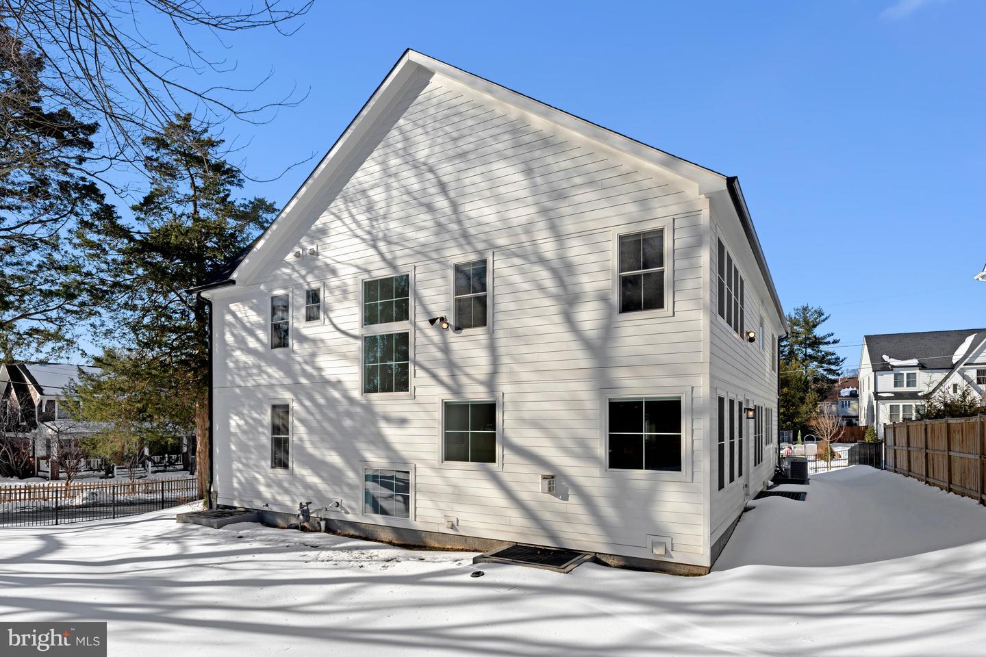 6447 TUCKER AVE, MCLEAN, Virginia 22101, 8 Bedrooms Bedrooms, ,6 BathroomsBathrooms,Residential,For sale,6447 TUCKER AVE,VAFX2288778 MLS # VAFX2288778 6447 TUCKER AVE, MCLEAN, Virginia 22101, 8 Bedrooms Bedrooms, ,6 BathroomsBathrooms,Residential,For sale,6447 TUCKER AVE,VAFX2288778 MLS # VAFX2288778