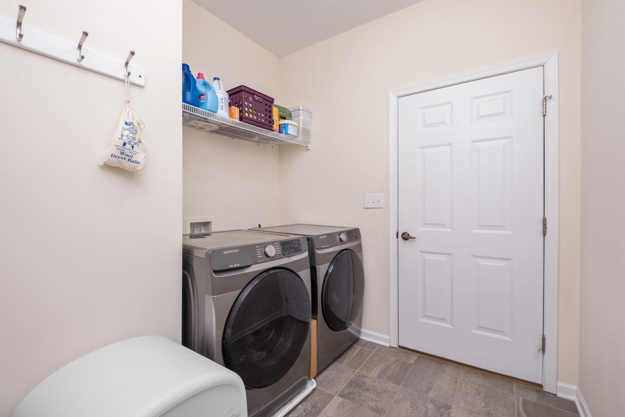 121 BEAUREGARD DR, STAUNTON, Virginia 24401, 3 Bedrooms Bedrooms, ,2 BathroomsBathrooms,Residential,121 BEAUREGARD DR,673861 MLS # 673861