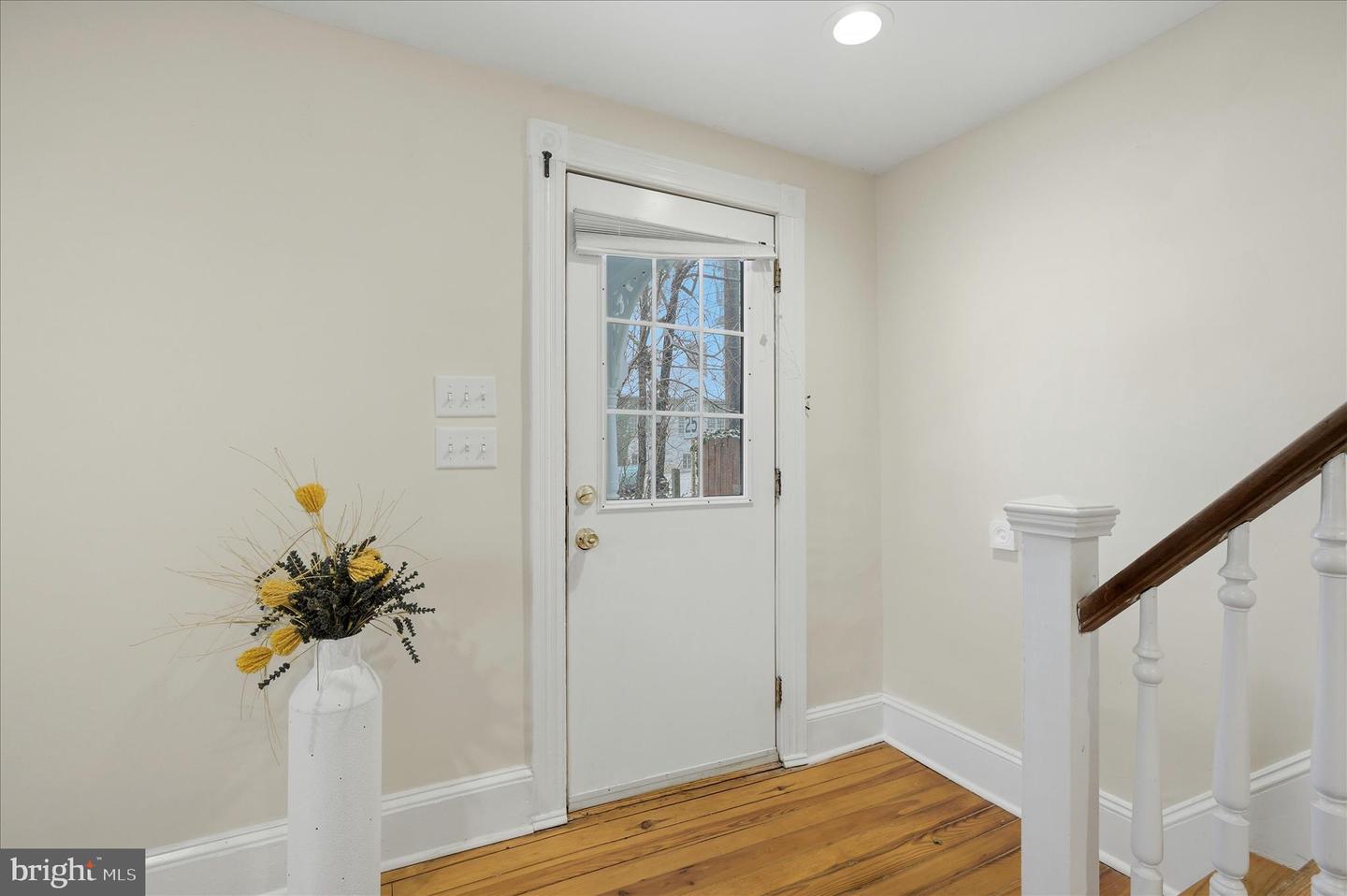 2 W MAIN ST, BOYCE, Virginia 22620, 3 Bedrooms Bedrooms, ,1 BathroomBathrooms,Residential,For sale,2 W MAIN ST,VACL2006500 MLS # VACL2006500