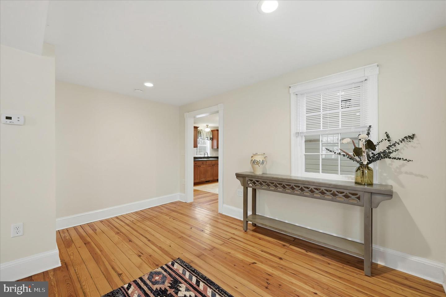 2 W MAIN ST, BOYCE, Virginia 22620, 3 Bedrooms Bedrooms, ,1 BathroomBathrooms,Residential,For sale,2 W MAIN ST,VACL2006500 MLS # VACL2006500