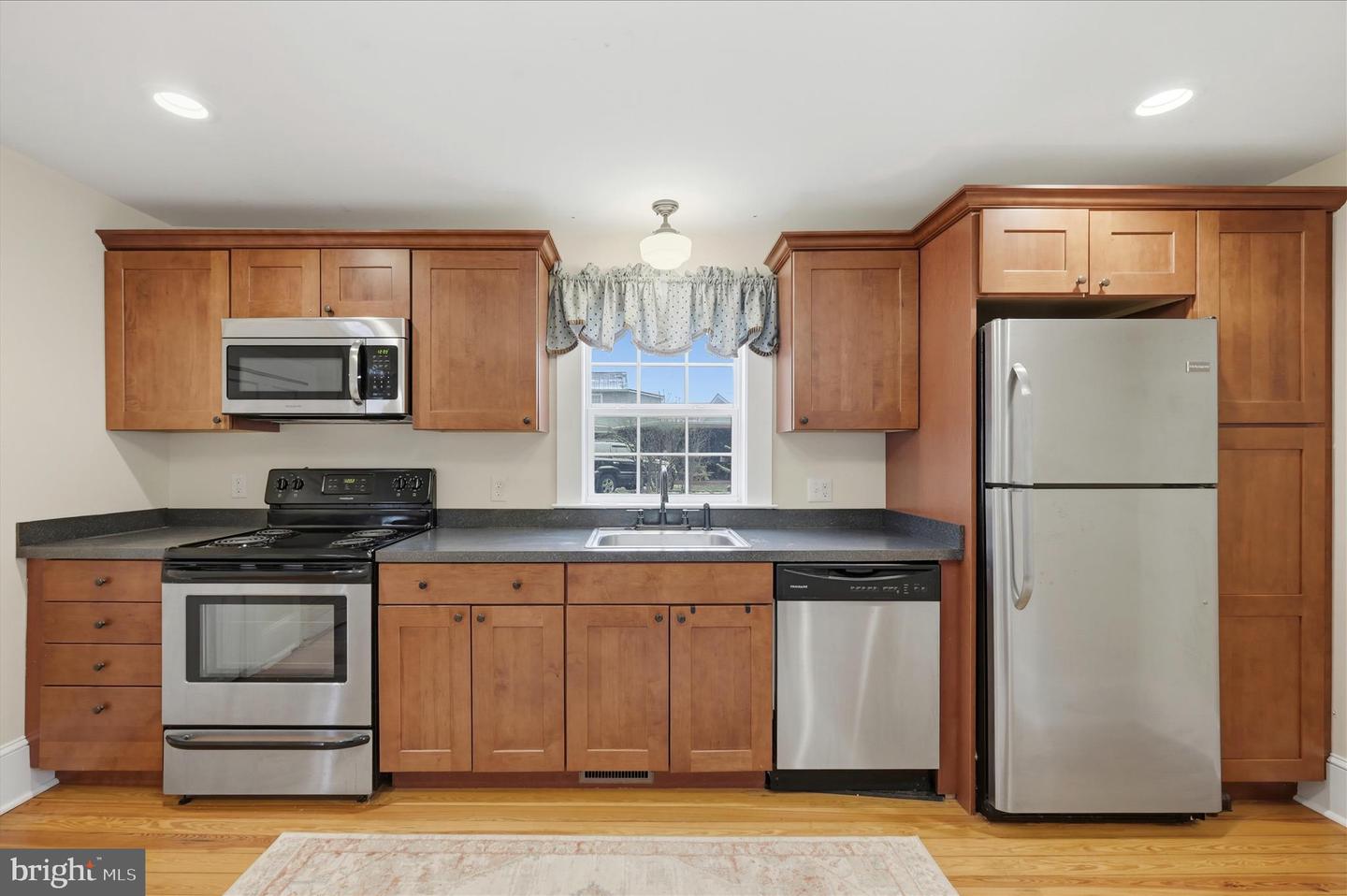 2 W MAIN ST, BOYCE, Virginia 22620, 3 Bedrooms Bedrooms, ,1 BathroomBathrooms,Residential,For sale,2 W MAIN ST,VACL2006500 MLS # VACL2006500