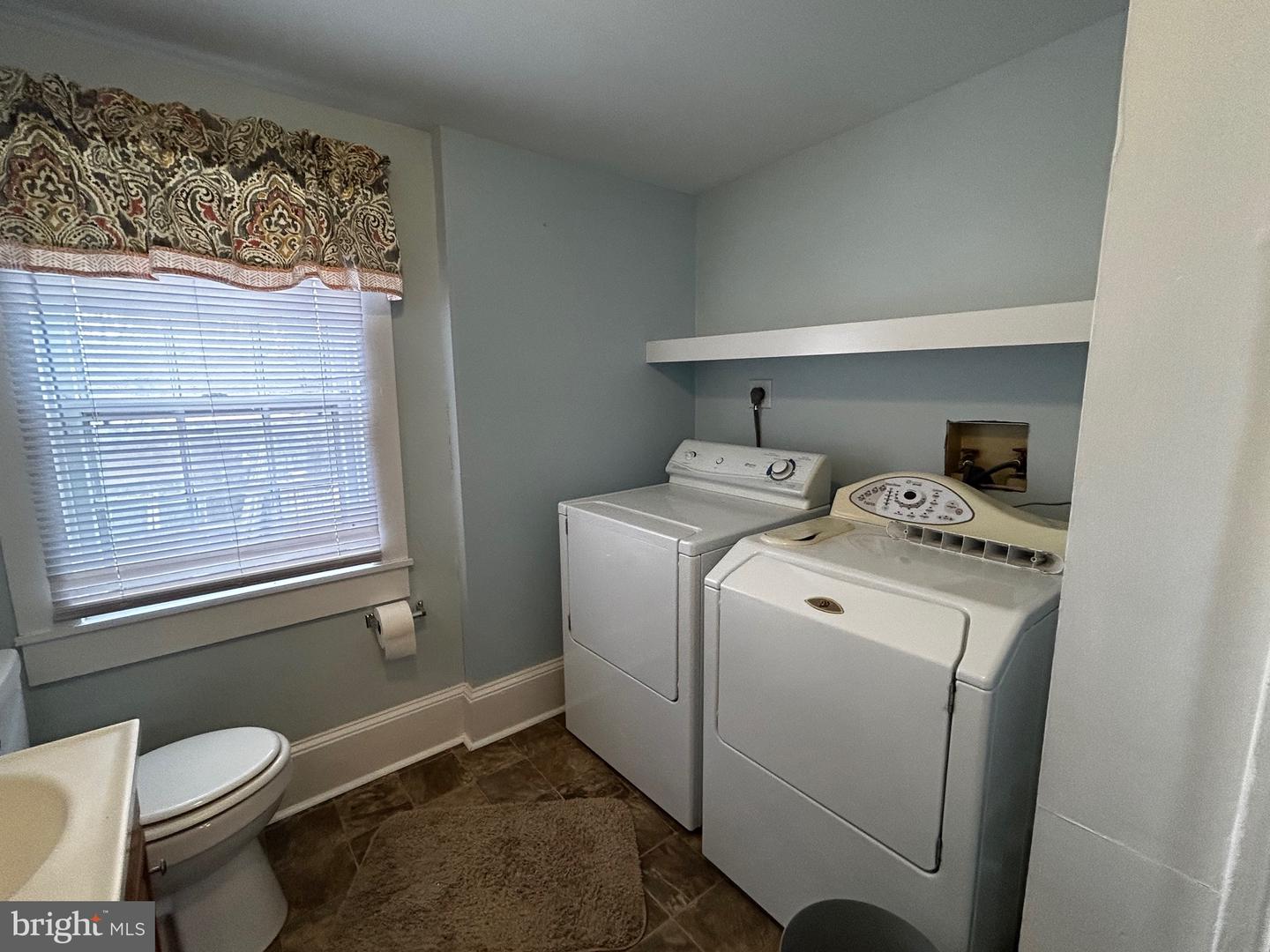 2 W MAIN ST, BOYCE, Virginia 22620, 3 Bedrooms Bedrooms, ,1 BathroomBathrooms,Residential,For sale,2 W MAIN ST,VACL2006500 MLS # VACL2006500