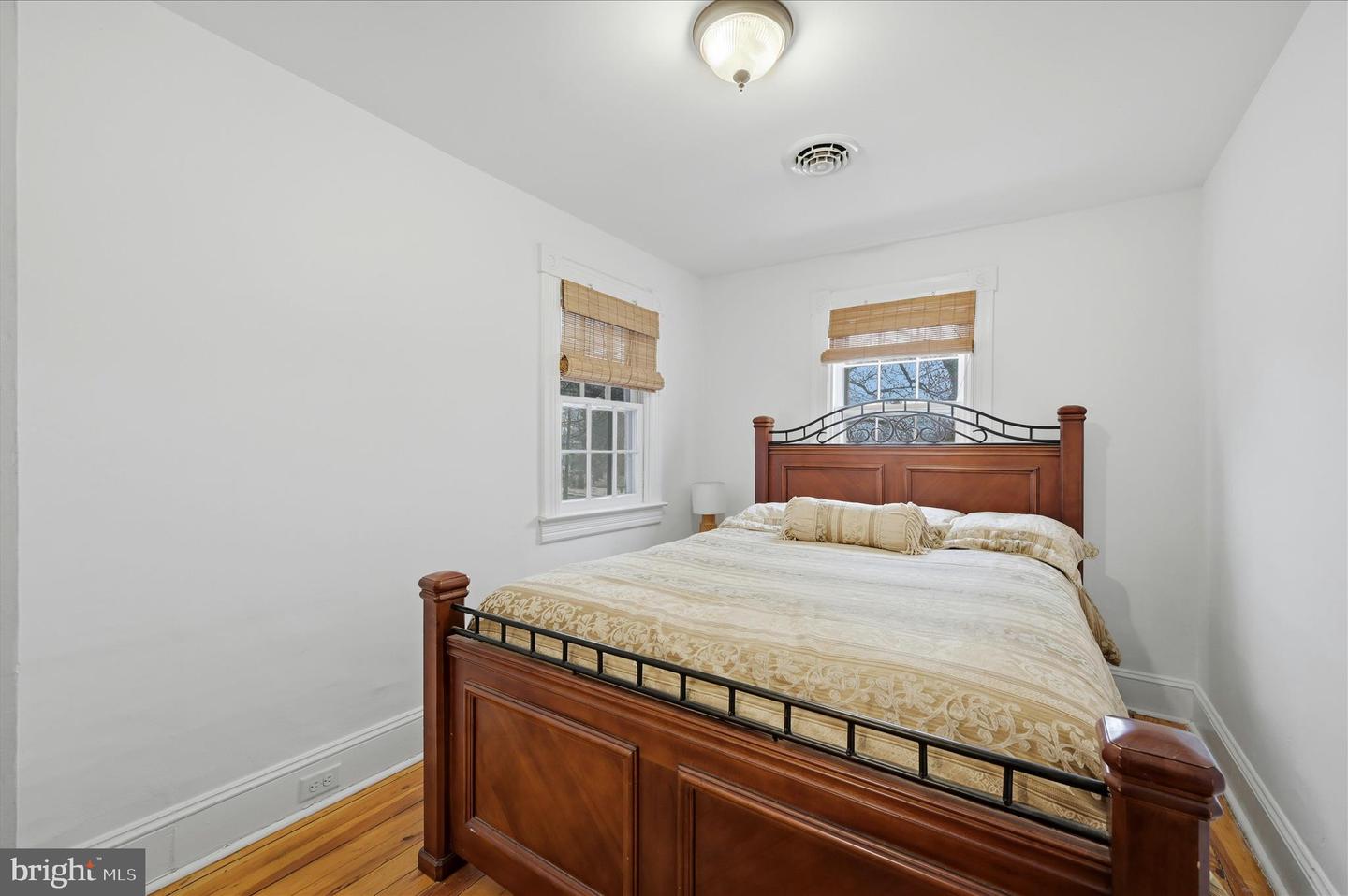 2 W MAIN ST, BOYCE, Virginia 22620, 3 Bedrooms Bedrooms, ,1 BathroomBathrooms,Residential,For sale,2 W MAIN ST,VACL2006500 MLS # VACL2006500