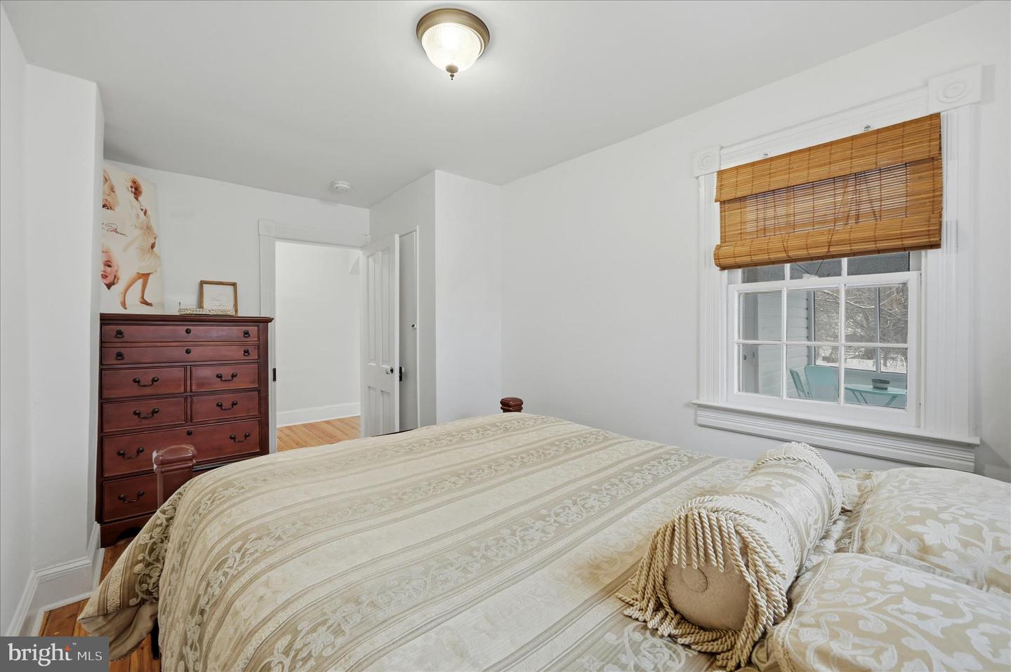 2 W MAIN ST, BOYCE, Virginia 22620, 3 Bedrooms Bedrooms, ,1 BathroomBathrooms,Residential,For sale,2 W MAIN ST,VACL2006500 MLS # VACL2006500