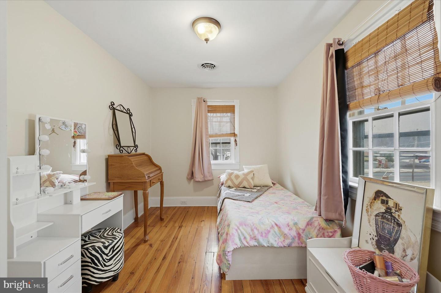 2 W MAIN ST, BOYCE, Virginia 22620, 3 Bedrooms Bedrooms, ,1 BathroomBathrooms,Residential,For sale,2 W MAIN ST,VACL2006500 MLS # VACL2006500