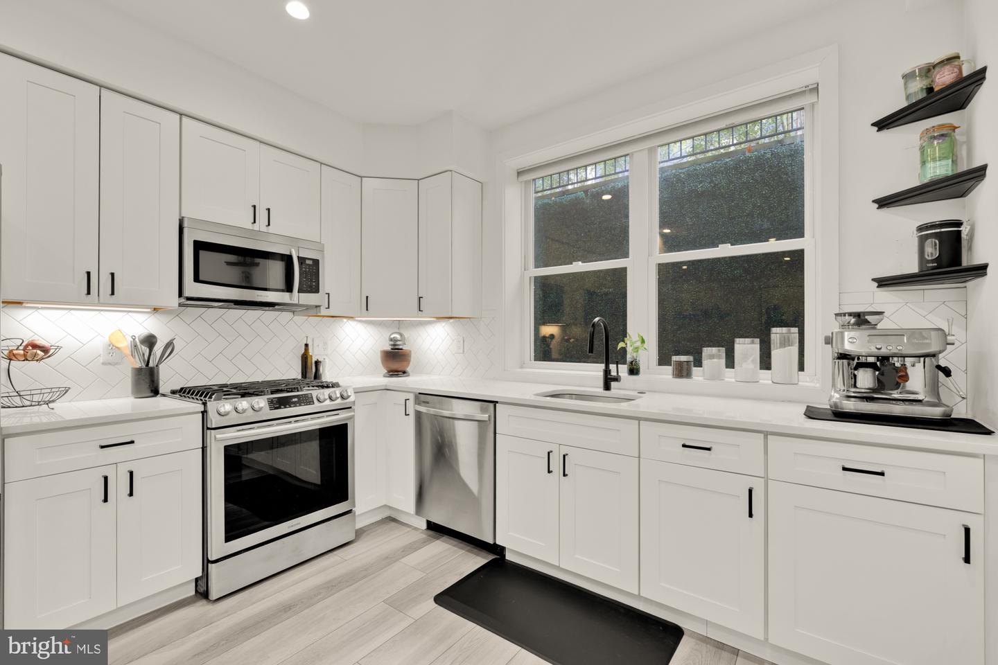 4816 3RD ST NW #2, WASHINGTON, District Of Columbia 20011, 2 Bedrooms Bedrooms, ,2 BathroomsBathrooms,Residential,For sale,4816 3RD ST NW #2,DCDC2245780 MLS # DCDC2245780