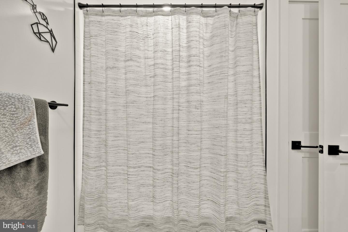 4816 3RD ST NW #2, WASHINGTON, District Of Columbia 20011, 2 Bedrooms Bedrooms, ,2 BathroomsBathrooms,Residential,For sale,4816 3RD ST NW #2,DCDC2245780 MLS # DCDC2245780