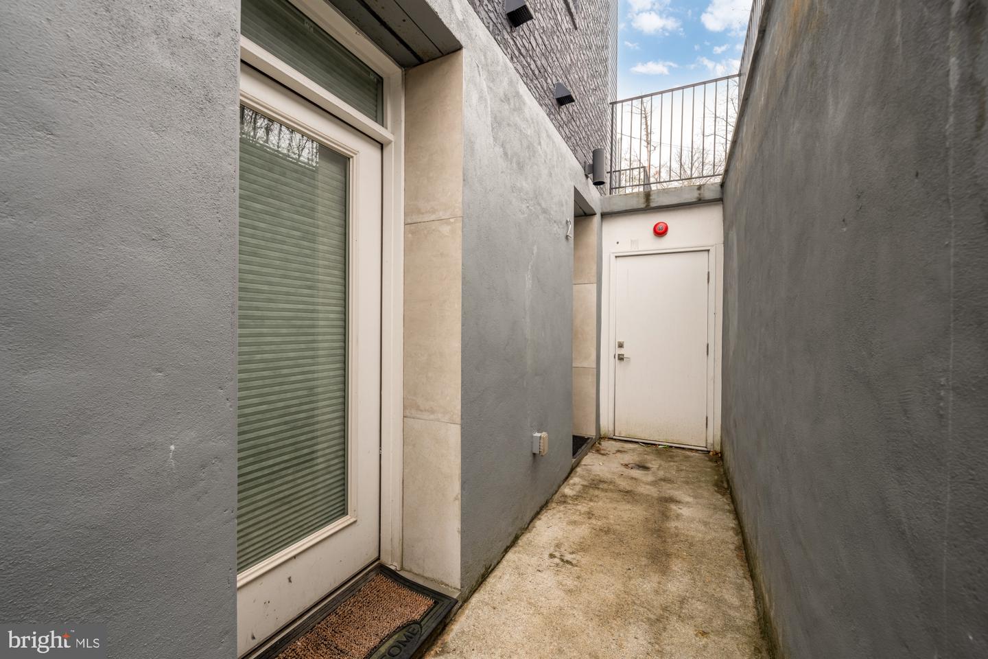 4816 3RD ST NW #2, WASHINGTON, District Of Columbia 20011, 2 Bedrooms Bedrooms, ,2 BathroomsBathrooms,Residential,For sale,4816 3RD ST NW #2,DCDC2245780 MLS # DCDC2245780