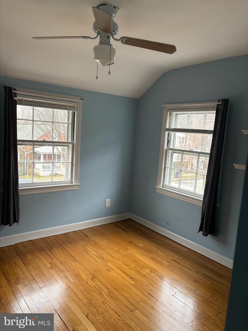 624 S 22ND ST S, ARLINGTON, Virginia 22202, 3 Bedrooms Bedrooms, 9 Rooms Rooms,2 BathroomsBathrooms,Residential,For sale,624 S 22ND ST S,VAAR2069180 MLS # VAAR2069180