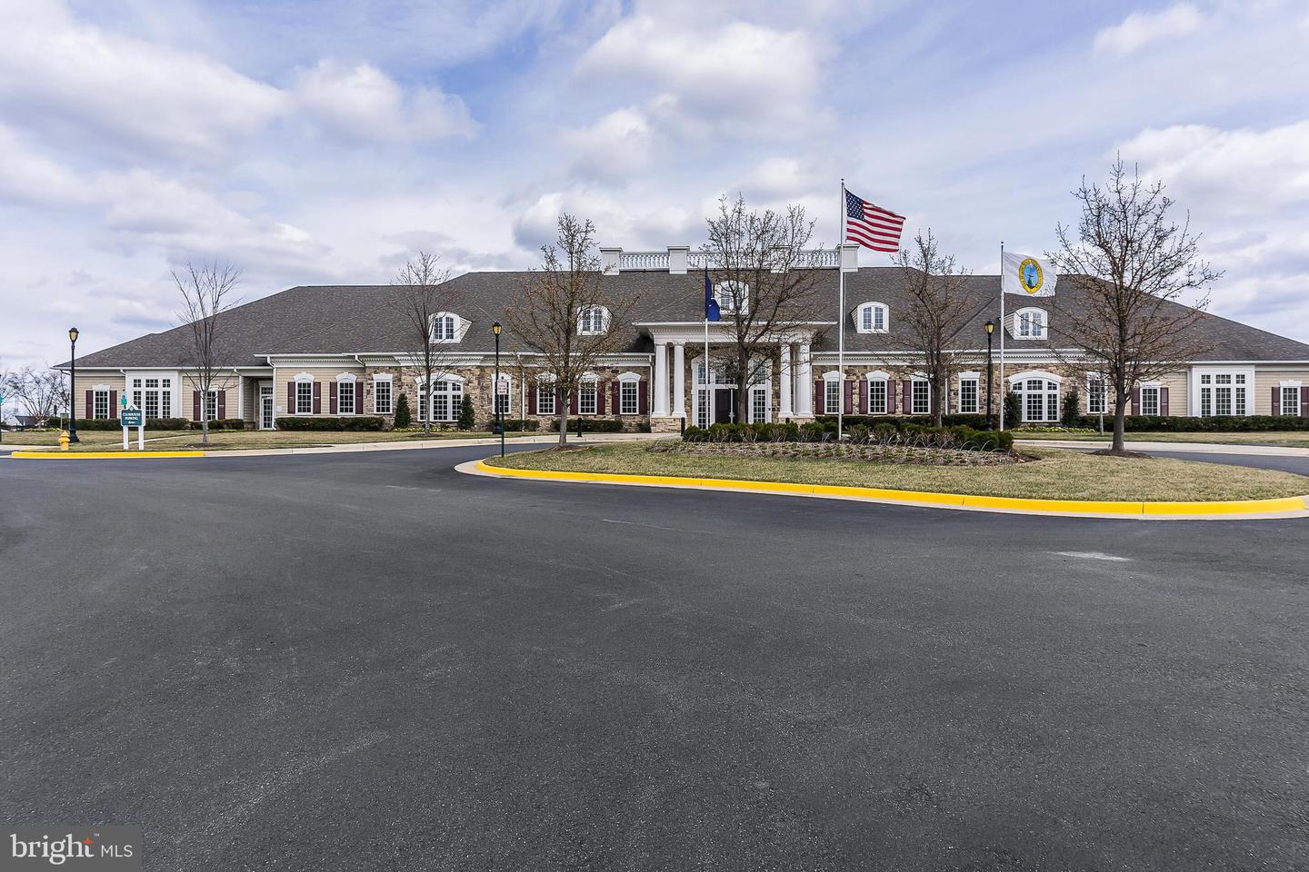 4079 GREAT HARVEST CT, DUMFRIES, Virginia 22025, 3 Bedrooms Bedrooms, ,2 BathroomsBathrooms,Residential,For sale,4079 GREAT HARVEST CT,VAPW2113186 MLS # VAPW2113186