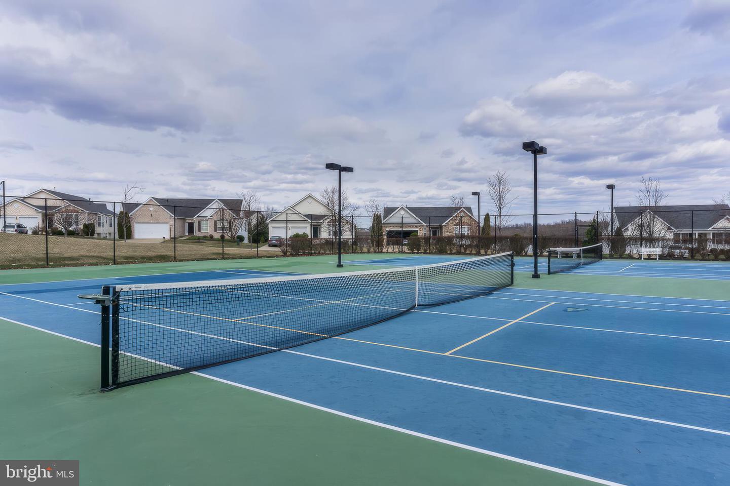 4079 GREAT HARVEST CT, DUMFRIES, Virginia 22025, 3 Bedrooms Bedrooms, ,2 BathroomsBathrooms,Residential,For sale,4079 GREAT HARVEST CT,VAPW2113186 MLS # VAPW2113186