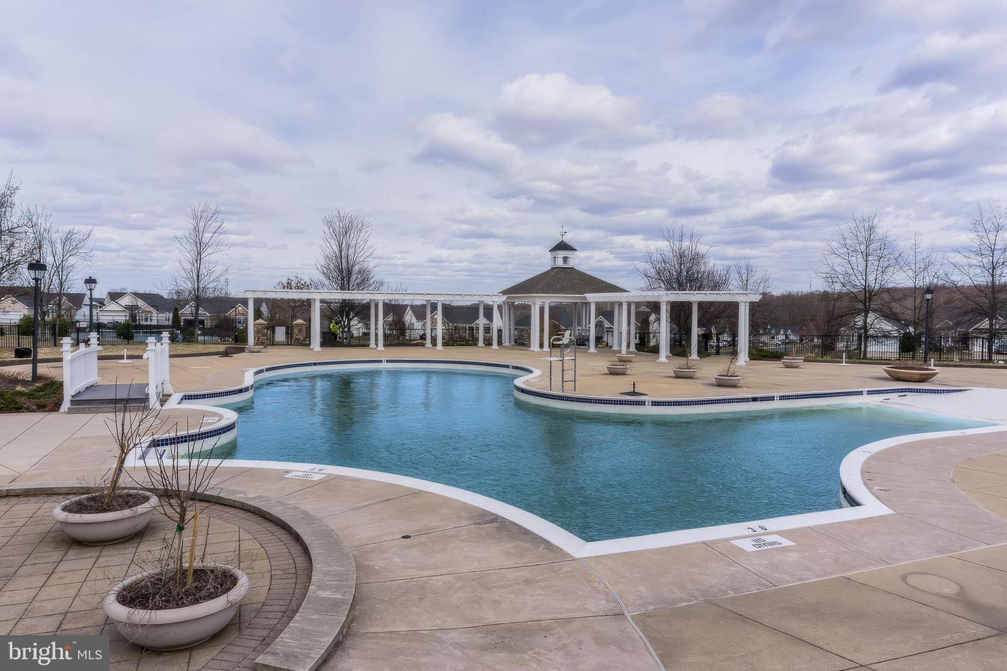 4079 GREAT HARVEST CT, DUMFRIES, Virginia 22025, 3 Bedrooms Bedrooms, ,2 BathroomsBathrooms,Residential,For sale,4079 GREAT HARVEST CT,VAPW2113186 MLS # VAPW2113186