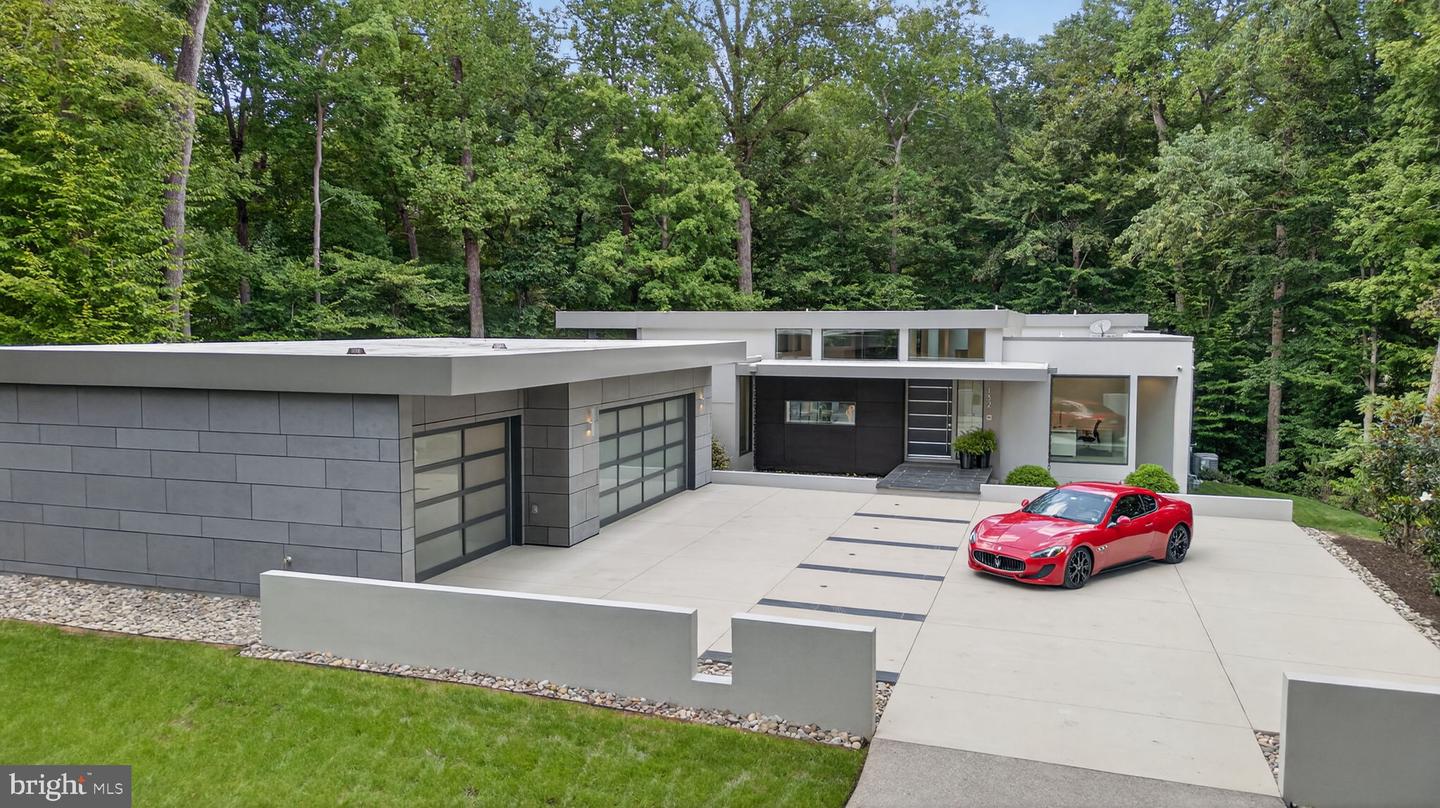 132 JEFFERSON HUNDRED, WILLIAMSBURG, Virginia 23185, 4 Bedrooms Bedrooms, 12 Rooms Rooms,2 BathroomsBathrooms,Residential,For sale,132 JEFFERSON HUNDRED,VAJC2000600 MLS # VAJC2000600