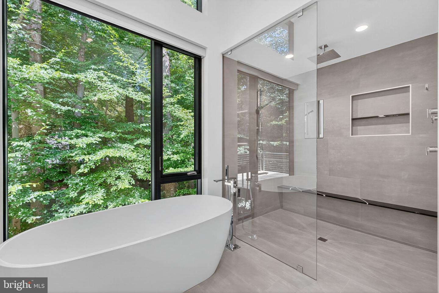 132 JEFFERSON HUNDRED, WILLIAMSBURG, Virginia 23185, 4 Bedrooms Bedrooms, 12 Rooms Rooms,2 BathroomsBathrooms,Residential,For sale,132 JEFFERSON HUNDRED,VAJC2000600 MLS # VAJC2000600