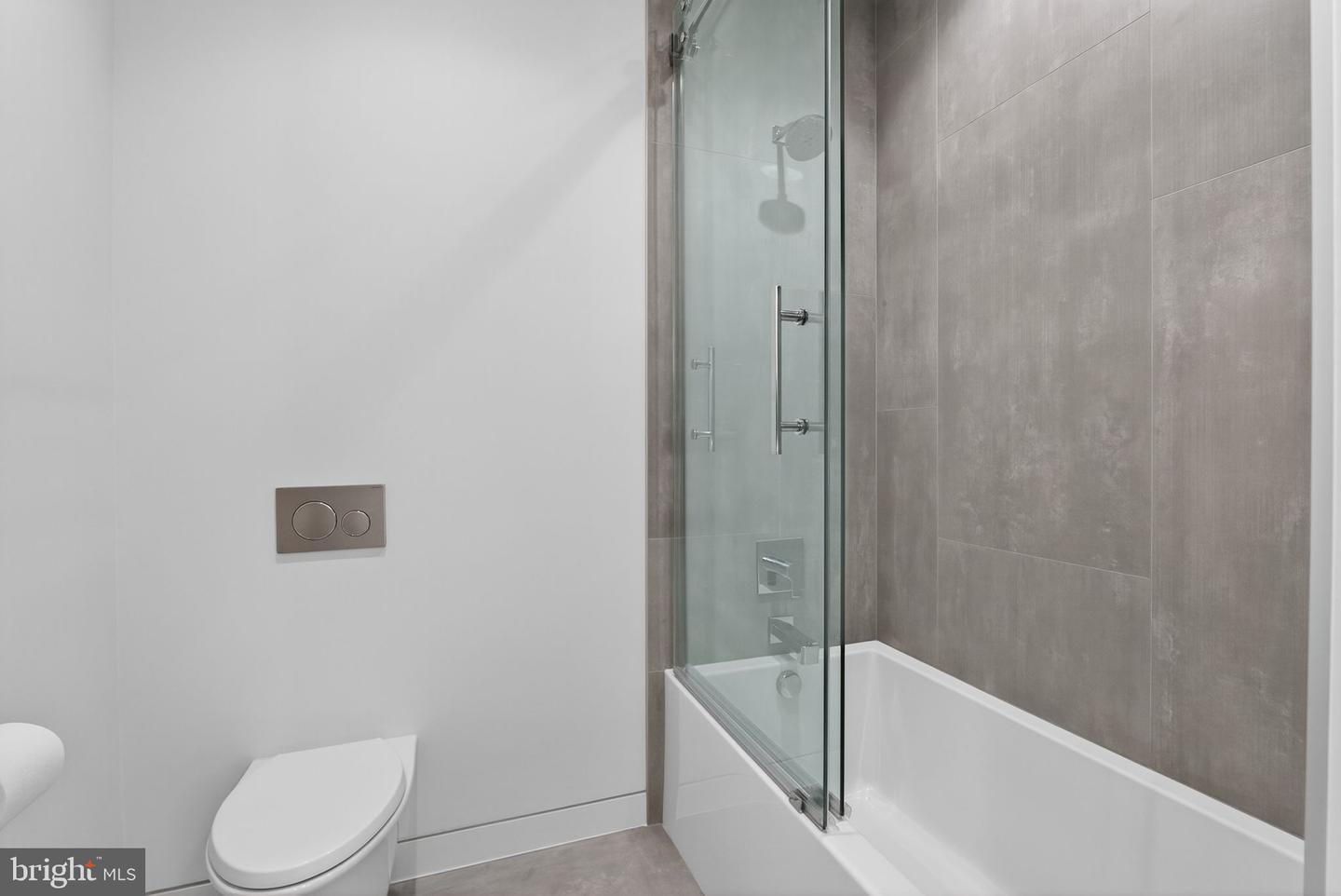 132 JEFFERSON HUNDRED, WILLIAMSBURG, Virginia 23185, 4 Bedrooms Bedrooms, 12 Rooms Rooms,2 BathroomsBathrooms,Residential,For sale,132 JEFFERSON HUNDRED,VAJC2000600 MLS # VAJC2000600