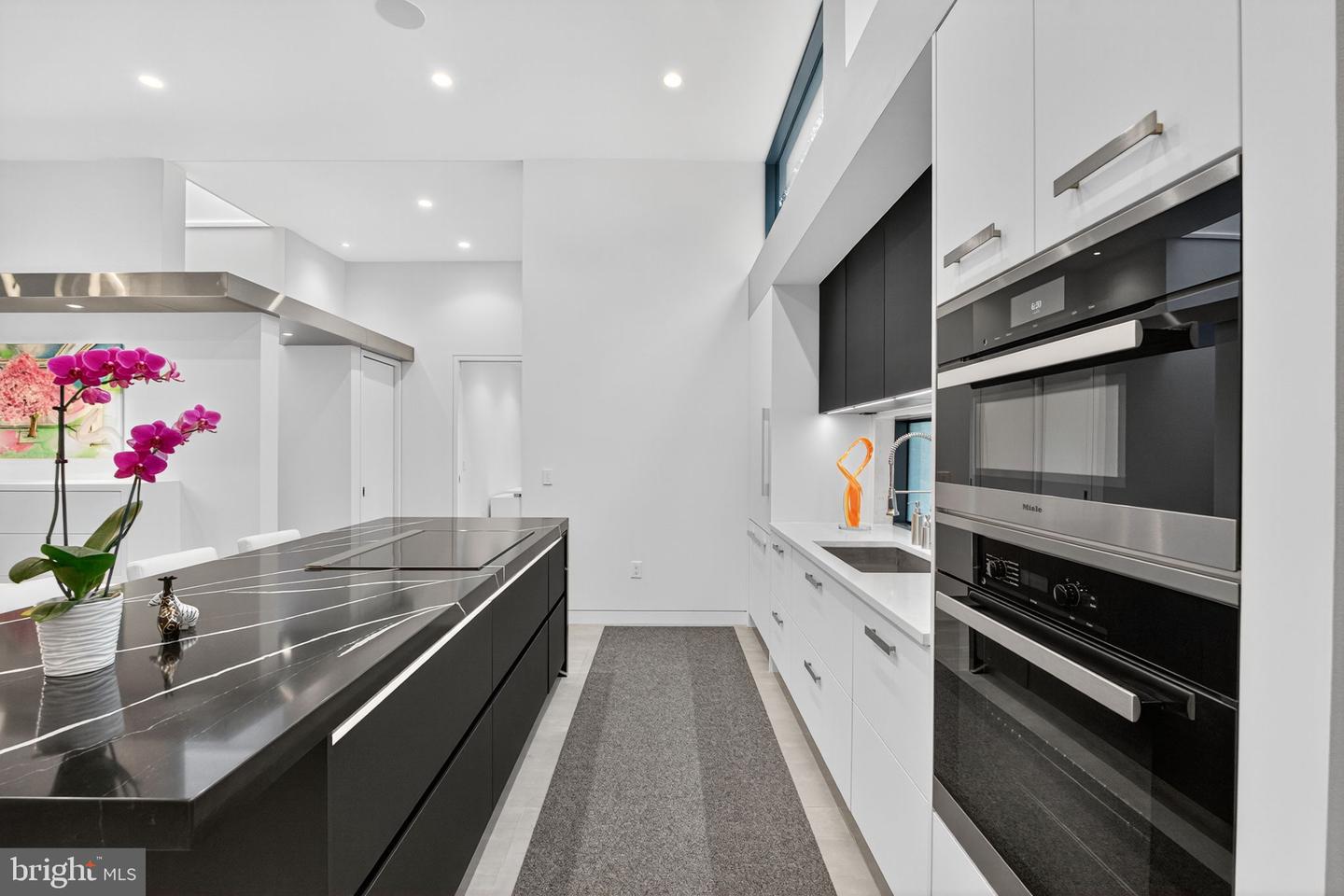 132 JEFFERSON HUNDRED, WILLIAMSBURG, Virginia 23185, 4 Bedrooms Bedrooms, 12 Rooms Rooms,2 BathroomsBathrooms,Residential,For sale,132 JEFFERSON HUNDRED,VAJC2000600 MLS # VAJC2000600