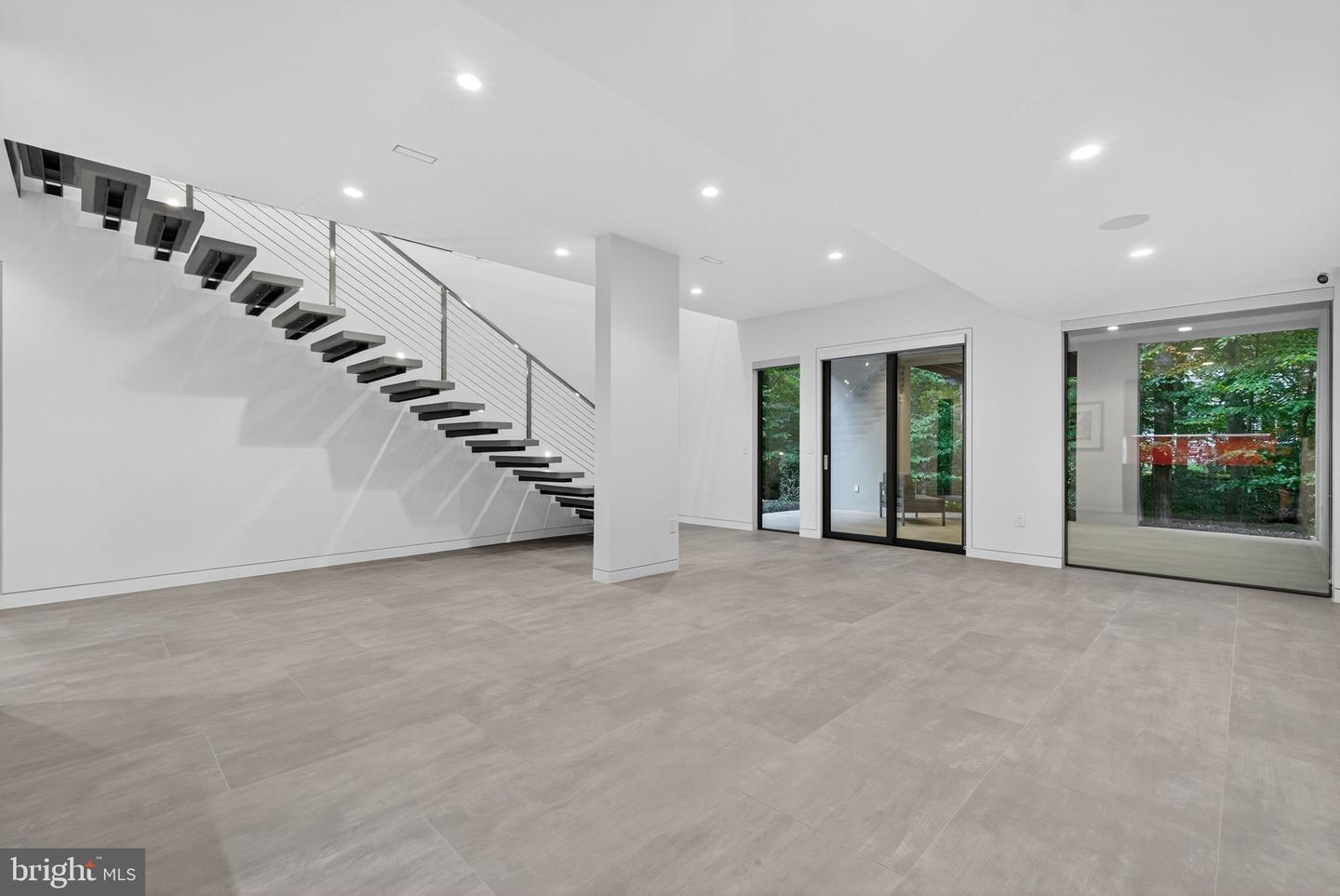 132 JEFFERSON HUNDRED, WILLIAMSBURG, Virginia 23185, 4 Bedrooms Bedrooms, 12 Rooms Rooms,2 BathroomsBathrooms,Residential,For sale,132 JEFFERSON HUNDRED,VAJC2000600 MLS # VAJC2000600