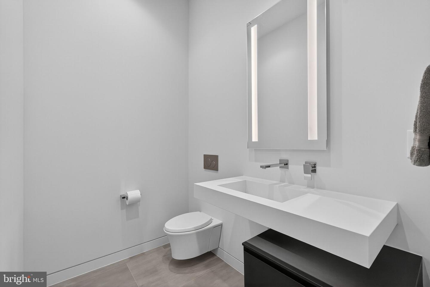 132 JEFFERSON HUNDRED, WILLIAMSBURG, Virginia 23185, 4 Bedrooms Bedrooms, 12 Rooms Rooms,2 BathroomsBathrooms,Residential,For sale,132 JEFFERSON HUNDRED,VAJC2000600 MLS # VAJC2000600