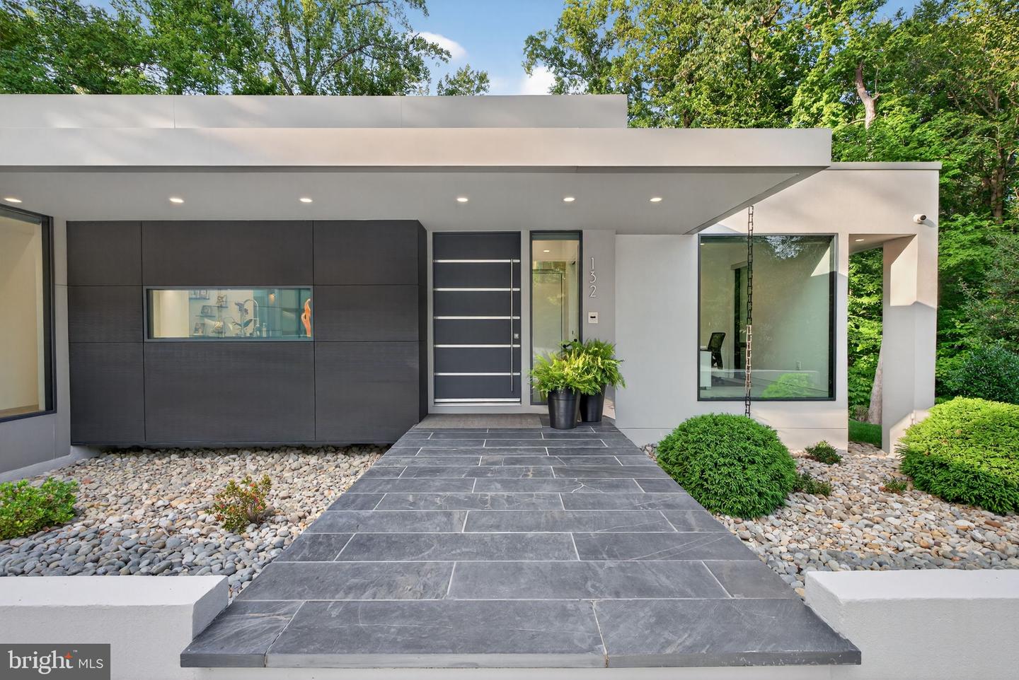 132 JEFFERSON HUNDRED, WILLIAMSBURG, Virginia 23185, 4 Bedrooms Bedrooms, 12 Rooms Rooms,2 BathroomsBathrooms,Residential,For sale,132 JEFFERSON HUNDRED,VAJC2000600 MLS # VAJC2000600