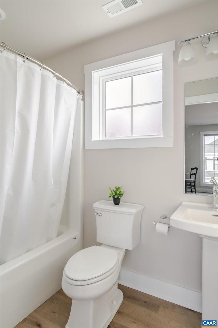 6812 CHANCERY LN, CROZET, Virginia 22932, 4 Bedrooms Bedrooms, ,4 BathroomsBathrooms,Residential,For sale,6812 CHANCERY LN,673694 MLS # 673694