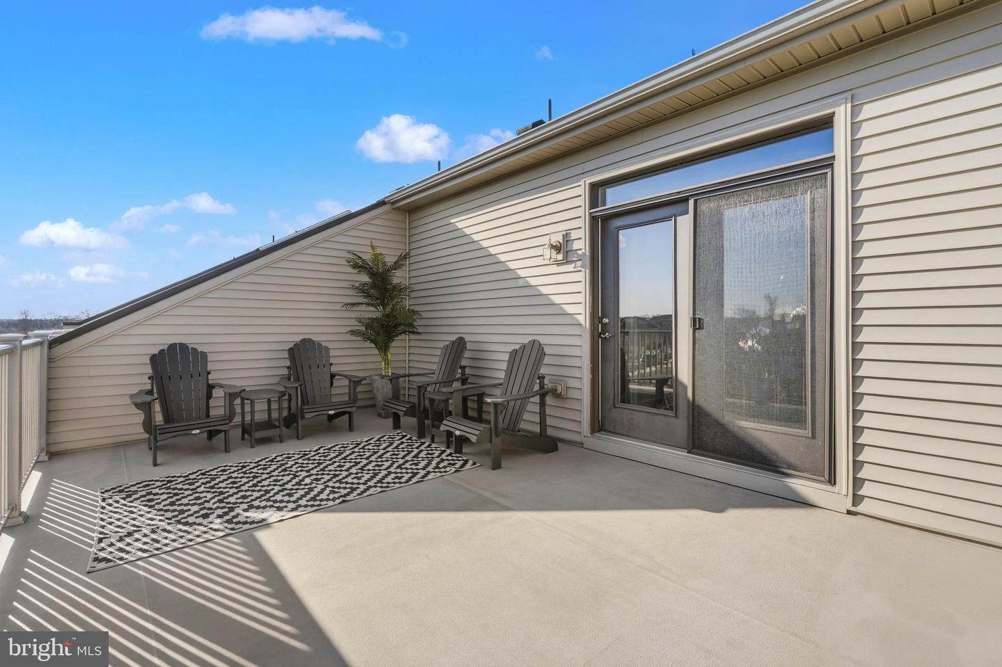 44740 ROOSEVELT SQ, ASHBURN, Virginia 20147, 3 Bedrooms Bedrooms, ,2 BathroomsBathrooms,Residential,For sale,44740 ROOSEVELT SQ,VALO2116804 MLS # VALO2116804