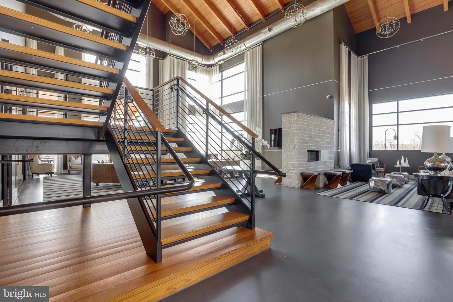 44740 ROOSEVELT SQ, ASHBURN, Virginia 20147, 3 Bedrooms Bedrooms, ,2 BathroomsBathrooms,Residential,For sale,44740 ROOSEVELT SQ,VALO2116804 MLS # VALO2116804