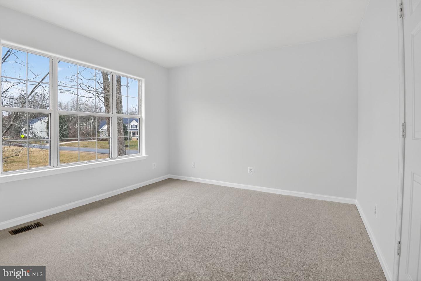 13019 MERGANSER LN, WOODBRIDGE, Virginia 22192, 5 Bedrooms Bedrooms, ,3 BathroomsBathrooms,Residential,For sale,13019 MERGANSER LN,VAPW2113448 MLS # VAPW2113448 13019 MERGANSER LN, WOODBRIDGE, Virginia 22192, 5 Bedrooms Bedrooms, ,3 BathroomsBathrooms,Residential,For sale,13019 MERGANSER LN,VAPW2113448 MLS # VAPW2113448