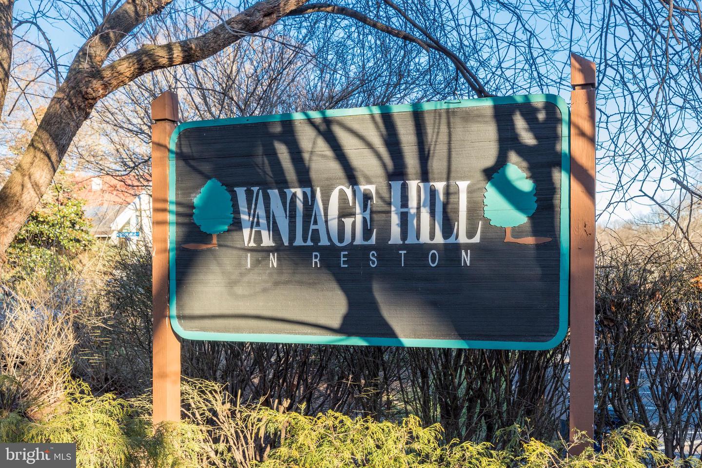 11604 VANTAGE HILL RD #12B, RESTON, Virginia 20190, 2 Bedrooms Bedrooms, ,1 BathroomBathrooms,Residential,For sale,11604 VANTAGE HILL RD #12B,VAFX2293218 MLS # VAFX2293218