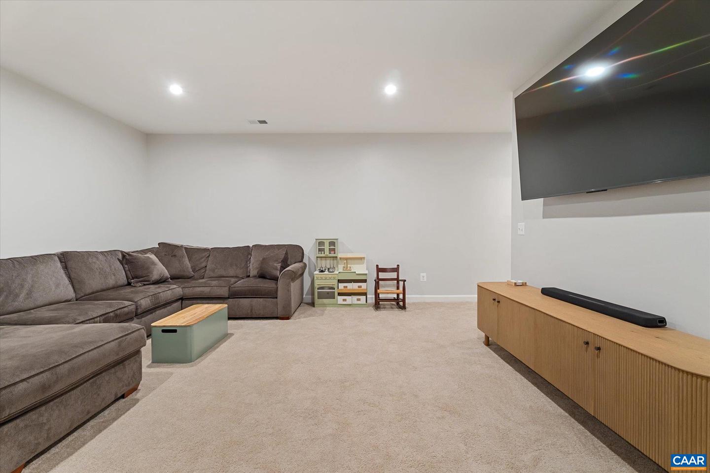 106 PAYNES MILL RD, CHARLOTTESVILLE, Virginia 22902, 5 Bedrooms Bedrooms, ,4 BathroomsBathrooms,Residential,For sale,106 PAYNES MILL RD,673777 MLS # 673777