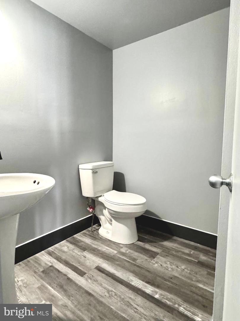 130 WHITE OAK RD, WHITE POST, Virginia 22663, 4 Bedrooms Bedrooms, ,2 BathroomsBathrooms,Residential,For sale,130 WHITE OAK RD,VAFV2039846 MLS # VAFV2039846