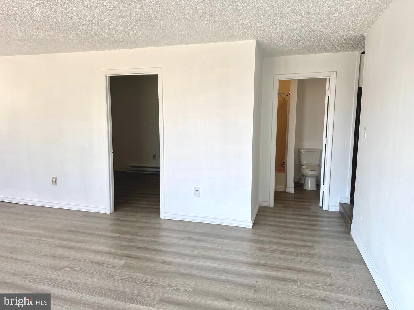 130 WHITE OAK RD, WHITE POST, Virginia 22663, 4 Bedrooms Bedrooms, ,2 BathroomsBathrooms,Residential,For sale,130 WHITE OAK RD,VAFV2039846 MLS # VAFV2039846