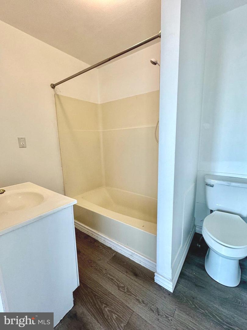 130 WHITE OAK RD, WHITE POST, Virginia 22663, 4 Bedrooms Bedrooms, ,2 BathroomsBathrooms,Residential,For sale,130 WHITE OAK RD,VAFV2039846 MLS # VAFV2039846