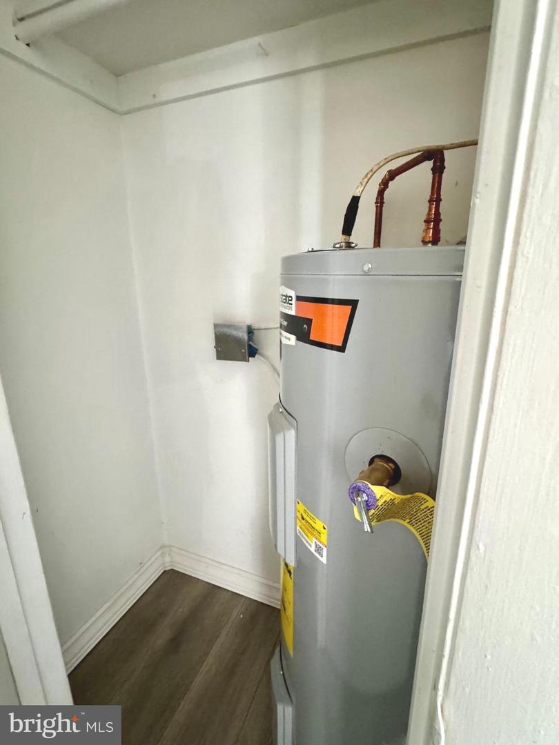 130 WHITE OAK RD, WHITE POST, Virginia 22663, 4 Bedrooms Bedrooms, ,2 BathroomsBathrooms,Residential,For sale,130 WHITE OAK RD,VAFV2039846 MLS # VAFV2039846