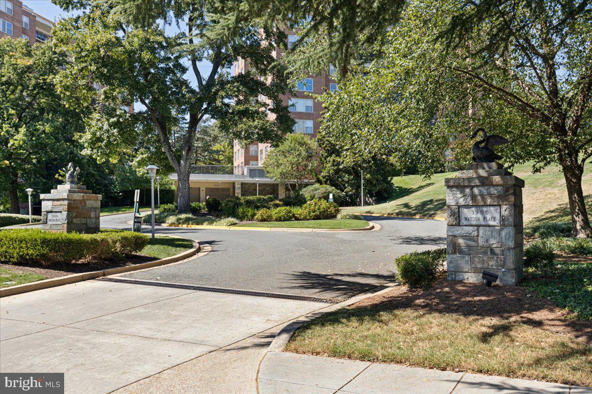 3900 WATSON PL NW #A- 8FG, WASHINGTON, District Of Columbia 20016, 2 Bedrooms Bedrooms, ,3 BathroomsBathrooms,Residential,For sale,3900 WATSON PL NW #A- 8FG,DCDC2248406 MLS # DCDC2248406