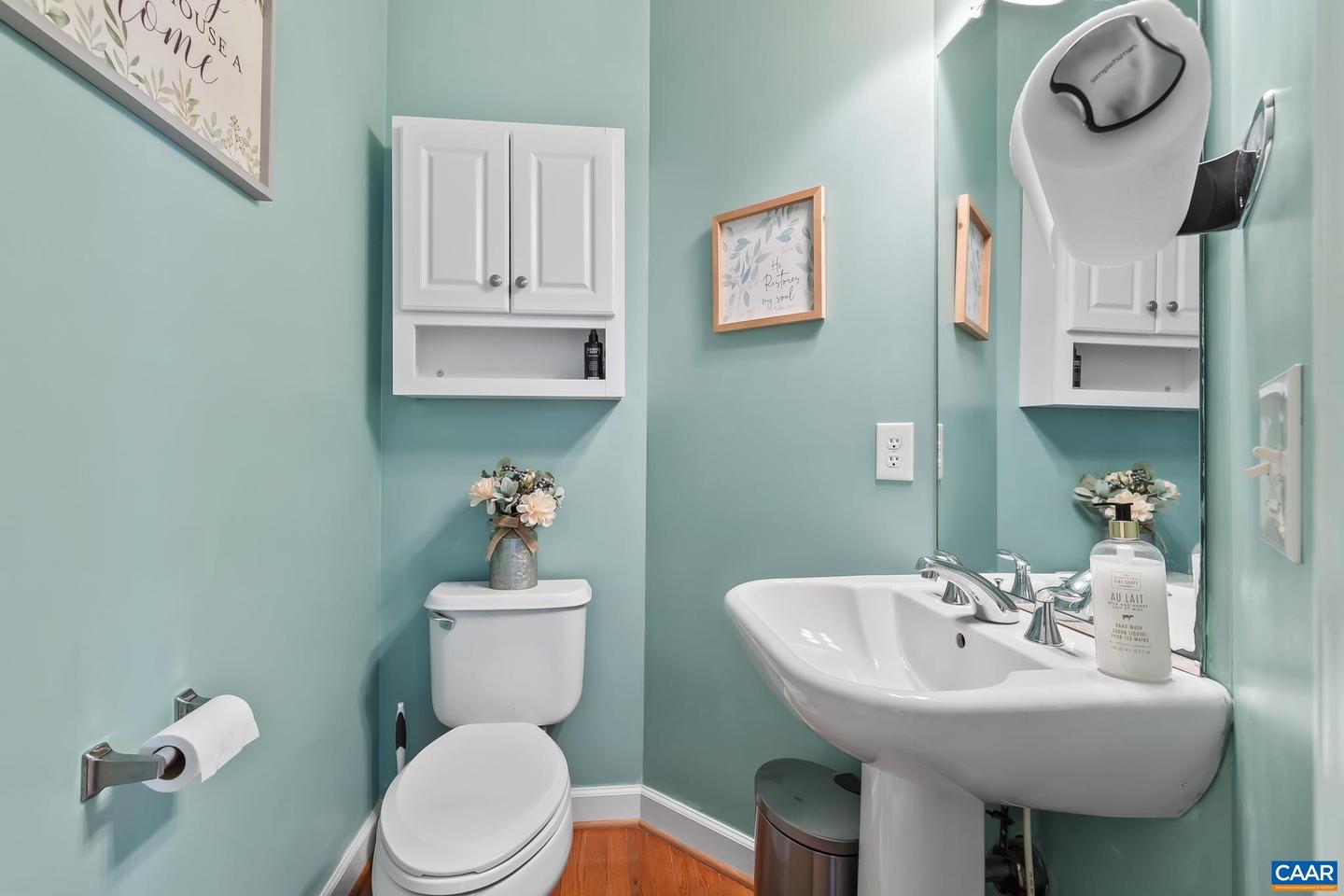 1915 VIA FLORENCE, CHARLOTTESVILLE, Virginia 22911, 5 Bedrooms Bedrooms, ,3 BathroomsBathrooms,Residential,For sale,1915 VIA FLORENCE,673833 MLS # 673833 1915 VIA FLORENCE, CHARLOTTESVILLE, Virginia 22911, 5 Bedrooms Bedrooms, ,3 BathroomsBathrooms,Residential,For sale,1915 VIA FLORENCE,673833 MLS # 673833