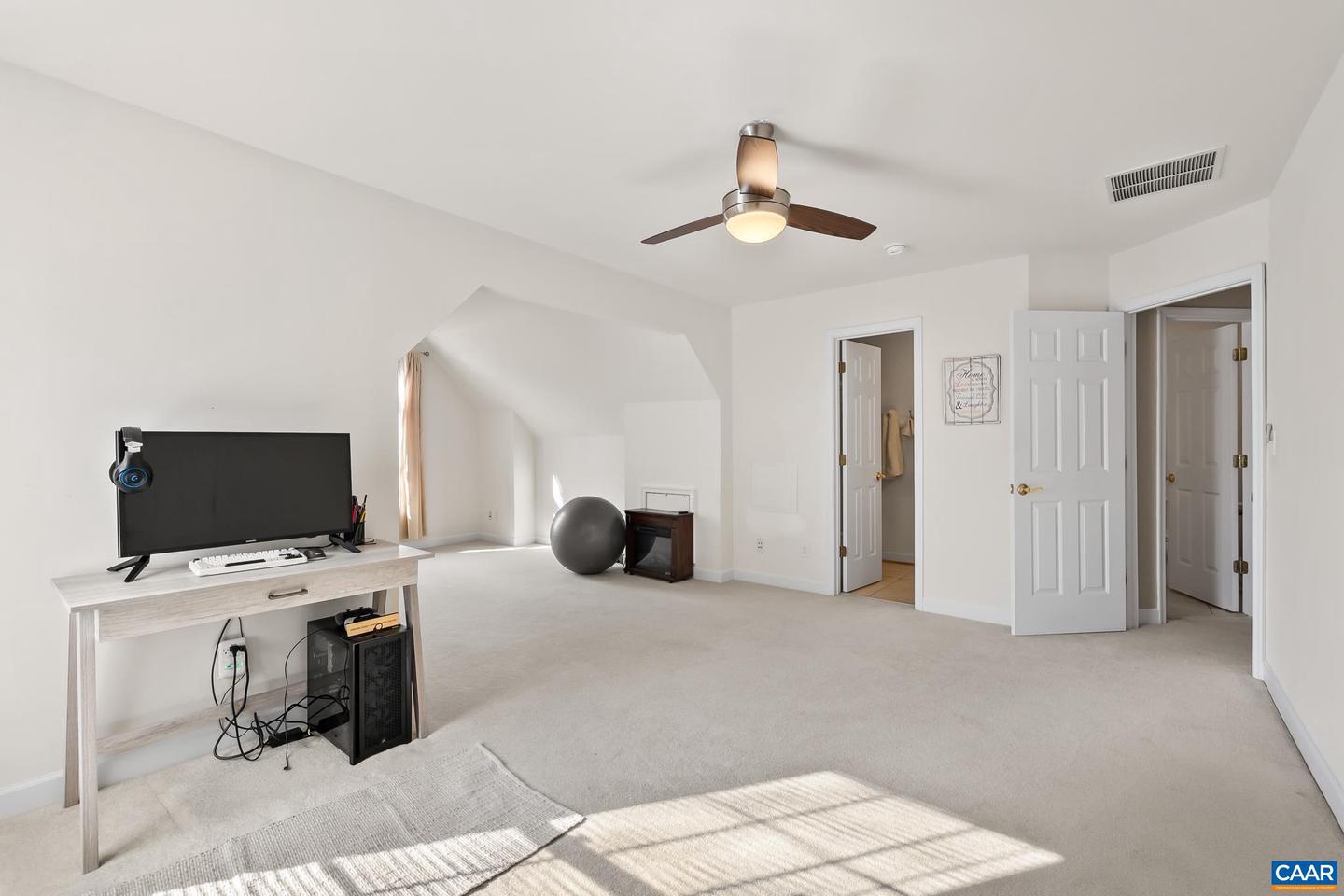 1915 VIA FLORENCE, CHARLOTTESVILLE, Virginia 22911, 5 Bedrooms Bedrooms, ,3 BathroomsBathrooms,Residential,For sale,1915 VIA FLORENCE,673833 MLS # 673833 1915 VIA FLORENCE, CHARLOTTESVILLE, Virginia 22911, 5 Bedrooms Bedrooms, ,3 BathroomsBathrooms,Residential,For sale,1915 VIA FLORENCE,673833 MLS # 673833