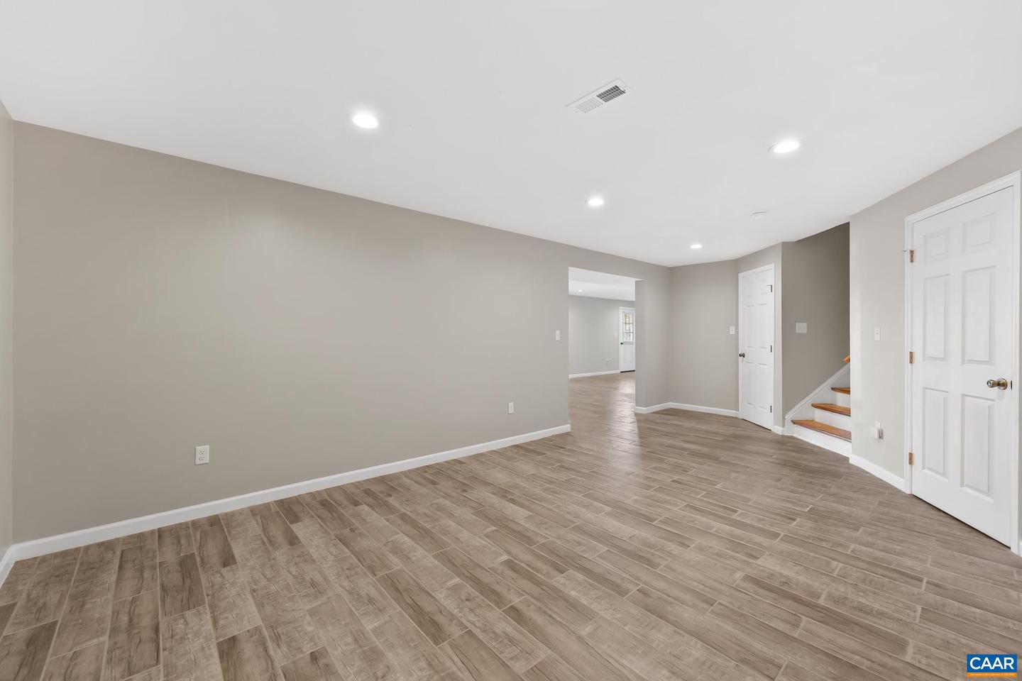 1915 VIA FLORENCE, CHARLOTTESVILLE, Virginia 22911, 5 Bedrooms Bedrooms, ,3 BathroomsBathrooms,Residential,For sale,1915 VIA FLORENCE,673833 MLS # 673833 1915 VIA FLORENCE, CHARLOTTESVILLE, Virginia 22911, 5 Bedrooms Bedrooms, ,3 BathroomsBathrooms,Residential,For sale,1915 VIA FLORENCE,673833 MLS # 673833